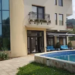 Family Zornitsa 酒店 里巴里卡